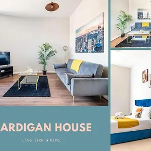 Flat 8, Cardigan House Apartment