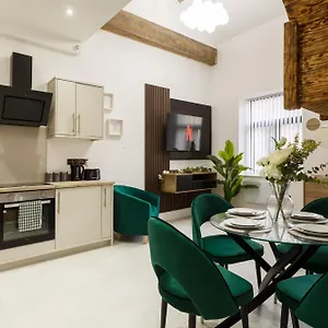 Luxury Apartment